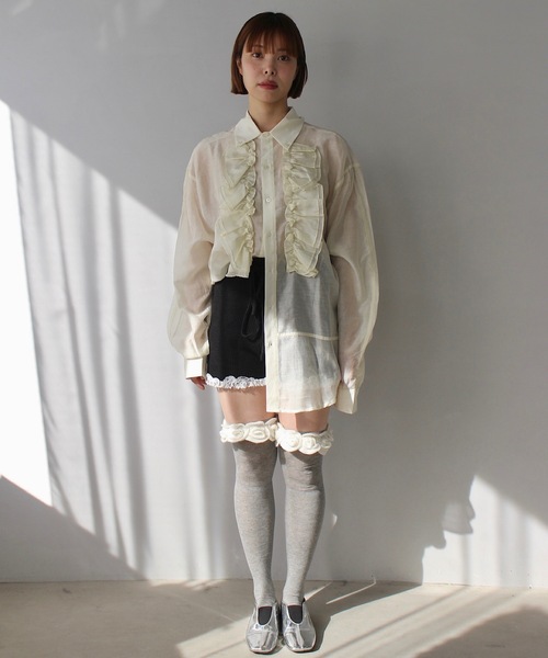 SANSeLF(サンセルフ)の「【SANSeLF】ヘムレースニット ショートパンツ sanw25s009(その他パンツ・レディース・グレー/ブラック・FREE)」の3枚目の写真