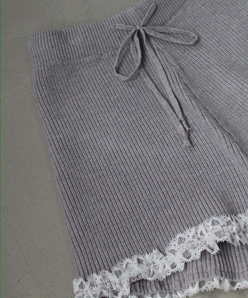 SANSeLF(サンセルフ)の「【SANSeLF】ヘムレースニット ショートパンツ sanw25s009(その他パンツ・レディース・グレー/ブラック・FREE)」の20枚目の写真