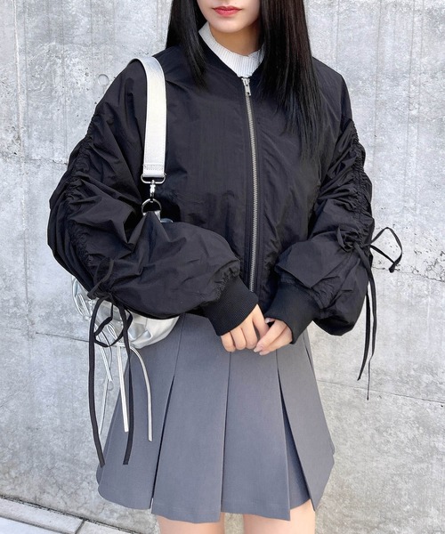 INGNI（イング）の「袖リボン付MA-1（MA-1・レディース・ピンク/ブラック/アイボリー・M）」の7枚目の写真