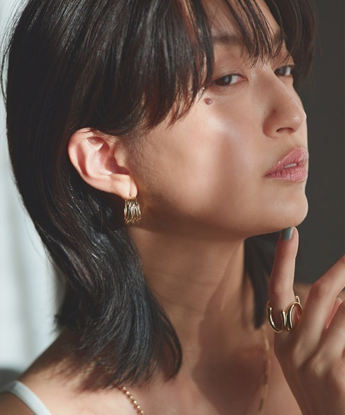 RASW（ラス）の「[RASW]アイビーフープピアス（ピアス（両耳用）・レディース・ゴールド/シルバー・FREE）」の5枚目の写真
