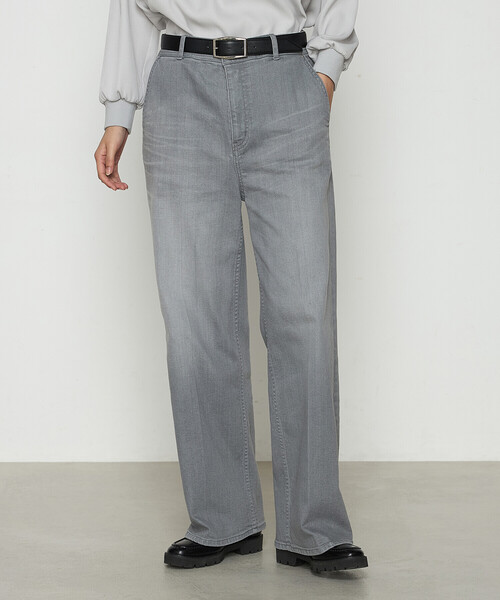 K.T KIYOKO TAKASE（キヨコタカセ）の「10オンス リングオールドストレッチ センタープレスデニム（デニムパンツ・レディース・ワンウォッシュ/ライトグレー/ライトインディゴブルー・9号/7号/11号）」の2枚目の写真