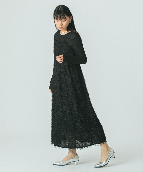 ROSE BUD(ローズバッド)の「レイヤードフリンジキャミワンピース(ワンピース・レディース・ブルー/ブラック・ONE SIZE)」の8枚目の写真