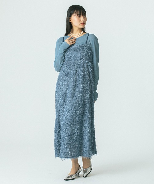 ROSE BUD(ローズバッド)の「レイヤードフリンジキャミワンピース(ワンピース・レディース・ブルー/ブラック・ONE SIZE)」の13枚目の写真
