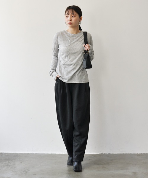 Meli rich（メリーリッチ）の「スラブカットコード刺繍プルオーバー（Tシャツ/カットソー・レディース・ブラック/グレー/オフホワイト/イエロー・FREE）」の16枚目の写真