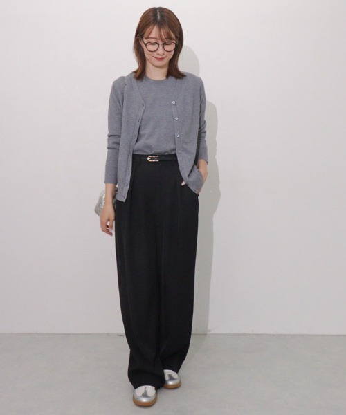 Pierrot（ピエロ）の「タックカーブパンツ（スラックス・レディース・グレイッシュベージュ/ブラック/オフホワイト/チャコール/ネイビー/ブルー/グレー系その他/グレー系その他2・PM/PS/TL/TM/L/M/S）」の9枚目の写真