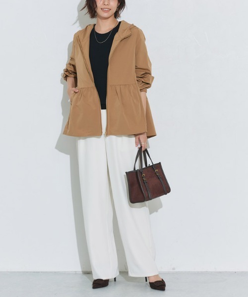 Pierrot（ピエロ）の「タックカーブパンツ（スラックス・レディース・グレイッシュベージュ/ブラック/オフホワイト/チャコール/ネイビー/ブルー/グレー系その他/グレー系その他2・PM/PS/TL/TM/L/M/S）」の10枚目の写真