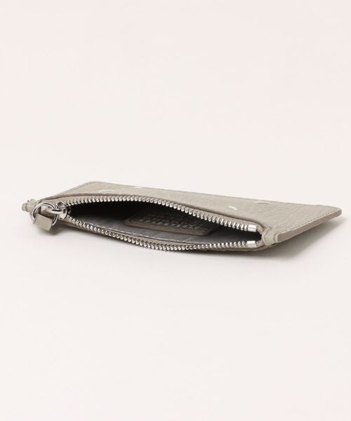 Maison Margiela（メゾンマルジェラ）の「Maison Margiela CARD HOLDER ZIP EW（財布・レディース・ライトグレー・FREE）」の3枚目の写真