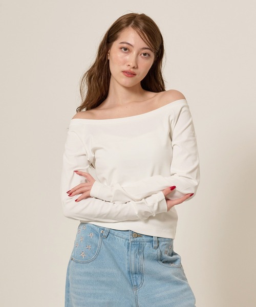 TINA:JOJUN(ティーナジョジュン)の「刺繍入り ボートネックカットソー TINA:JOJUN(Tシャツ/カットソー・レディース・ホワイト/カーキ/ボルドー/ピンクベージュ/ブラック・M)」の6枚目の写真