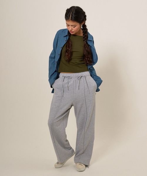 TINA:JOJUN(ティーナジョジュン)の「刺繍入り ボートネックカットソー TINA:JOJUN(Tシャツ/カットソー・レディース・ホワイト/カーキ/ボルドー/ピンクベージュ/ブラック・M)」の20枚目の写真