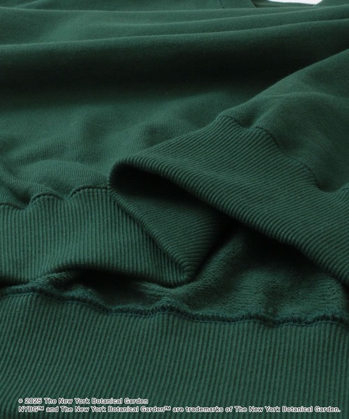 SENSE OF PLACE by URBAN RESEARCH(センスオブプレイスバイアーバンリサーチ)の「NYBG クルーネックルーズスウェットA(スウェット・メンズ・ブラック/ホワイト/グリーン・MEDIUM/LARGE)」の14枚目の写真