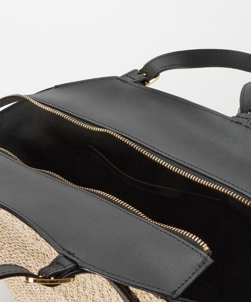 VIOLAd'ORO（ヴィオラドーロ）の「【VIOLAd'ORO (ヴィオラドーロ)】アバカレザートリムカゴバッグ（かごバッグ・レディース・ブラック系その他・FREE）」の6枚目の写真