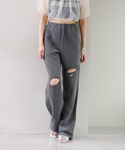 Kastane（カスタネ）の「【低身長サイズ/2サイズ展開/WEB限定】ダメージスウェットパンツ（スウェットパンツ・レディース・グレー/ブラック・1/0）」の12枚目の写真