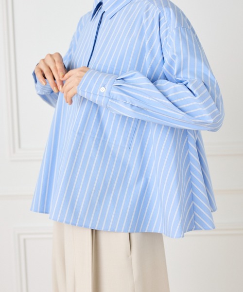 INED（イネド）の「バックフレアシャツ（シャツ/ブラウス・レディース・ストライプ/オフホワイト・9号/7号）」の19枚目の写真