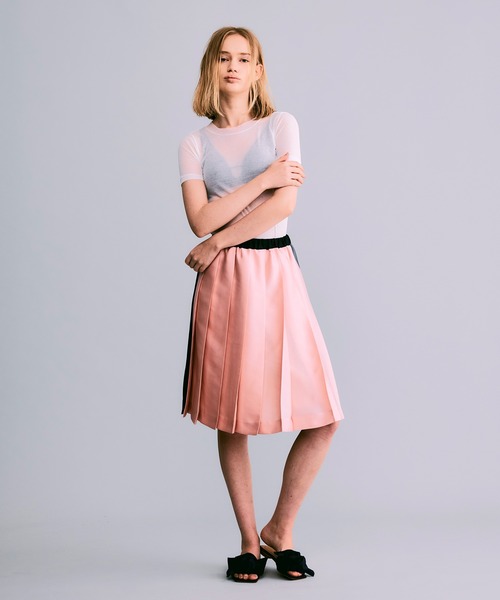 NOISE MAKER(ノイズメーカー)の「シアーストレッチプルオーバー【MADE IN JAPAN】(Tシャツ/カットソー・レディース・ホワイト/ブラック・FREE)」の6枚目の写真