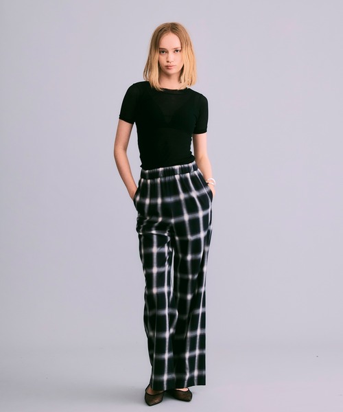 NOISE MAKER(ノイズメーカー)の「シアーストレッチプルオーバー【MADE IN JAPAN】(Tシャツ/カットソー・レディース・ホワイト/ブラック・FREE)」の16枚目の写真