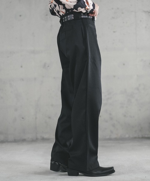 Shoowtime（ショウタイム）の「One tuck wide straight slacks pants / ワンタックワイドストレートスラックスパンツ（スラックス・メンズ・ブラック/ベージュ・X-LARGE/LARGE/MEDIUM）」の4枚目の写真