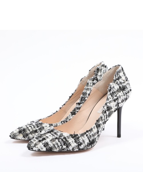 SEVEN TWELVE THIRTY（セヴントゥエルヴサーティー）の「スティレットヒールフラワーカットパンプス（パンプス・レディース・ネイビー系/ブラック系その他・22cm/22.5cm/23cm/23.5cm/24cm/24.5cm）」の2枚目の写真