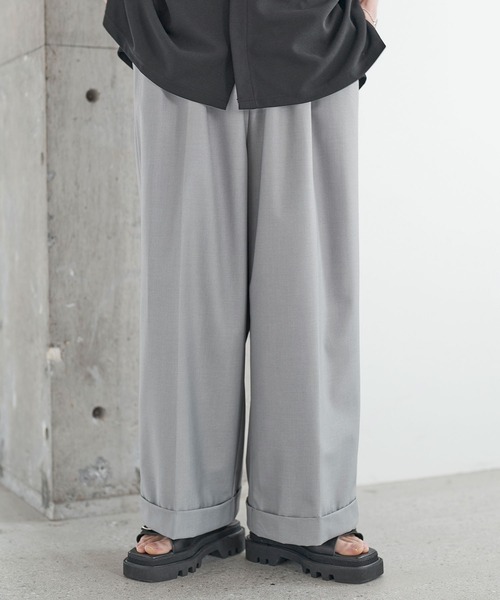 ETELIO（エテリオ）の「ロールアップ2タックワイドストレートスラックス（スラックス・メンズ・ライトグレー/チャコール/ストライプ/ブラック・S/M/L/XL）」の15枚目の写真