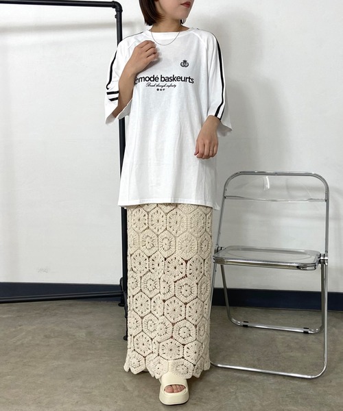 CRB(シーアールビー)の「袖ラインゲームビッグTシャツ(Tシャツ/カットソー・レディース・オフホワイト/グレー/ブラック・F)」の21枚目の写真