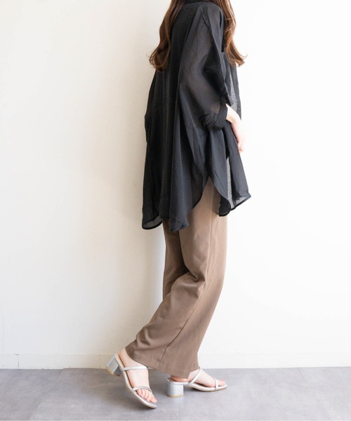 Fabby fabby(ファビィーファビィー)の「スクエアヒールストラップサンダル(サンダル・レディース・ブラック/シルバー/ゴールド・MEDIUM/LARGE/SMALL)」の13枚目の写真