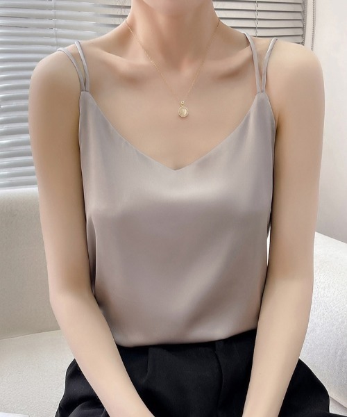 gossip！ロサンゼルス（ゴシップロサンゼルス）の「バッククロス ダブルストラップキャミソール（V）（キャミソール・レディース・ブラック/オフホワイト/ホワイト/ライトグレー・S/M）」の12枚目の写真