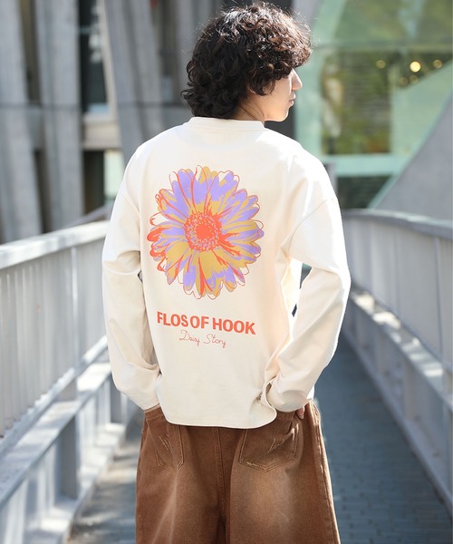 HOOK(フック)の「HOOK -original- ポップマーガレットバックプリントロンTEE(Tシャツ/カットソー・メンズ・ブラック/グリーン/ホワイト/ライトベージュ・X-LARGE/LARGE/MEDIUM)」の4枚目の写真