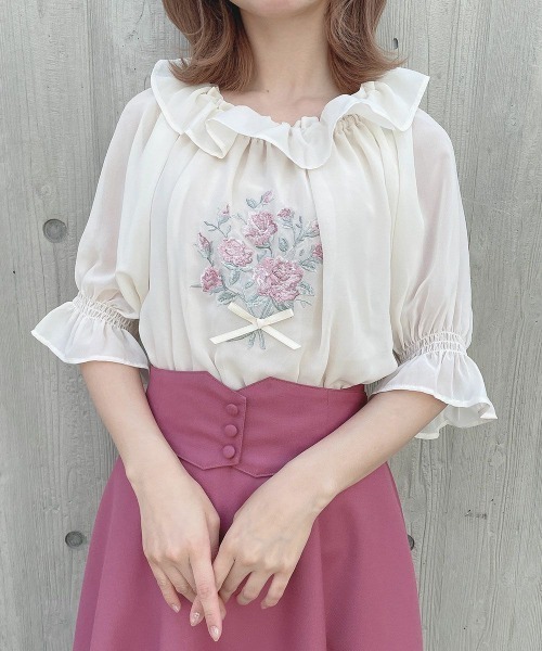 セール】ブーケ刺繍オフショルブラウス/ fint フィント 夏服（T