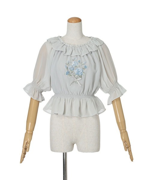 an another angelus（アンアナザーアンジェラス）の「ブーケ刺繍オフショルブラウス/ fint　フィント　夏服（Tシャツ/カットソー・レディース・ブルーグレー/オフホワイト・FREE）」の15枚目の写真