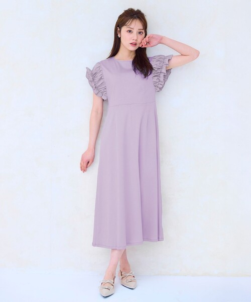 Feroux(フェルゥ)の「【洗える】ドレスシルエット カットソー ワンピース(ワンピース・レディース・サックスブルー系/ブラック系・F)」の3枚目の写真