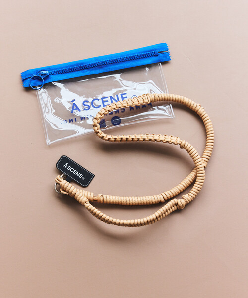 A SCENE(エーシーン)の「A SCENE/エーシーン 別注 DESIGN PARACORD SHOULDER Leather(スマホグッズ・メンズ・ブラック/ベージュ・ONE SIZE)」の1枚目の写真