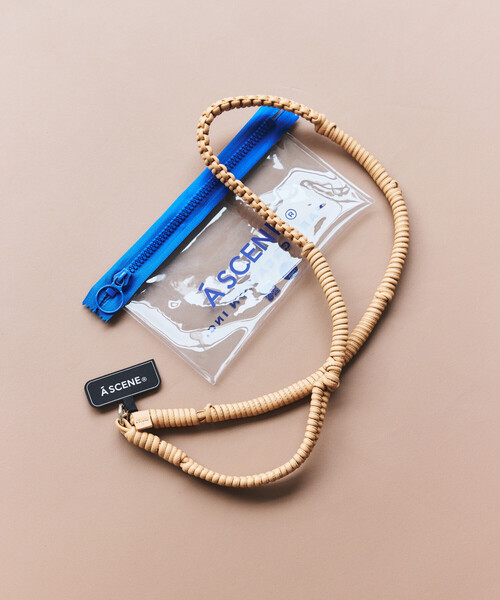 A SCENE(エーシーン)の「A SCENE/エーシーン 別注 DESIGN PARACORD SHOULDER Leather(スマホグッズ・メンズ・ブラック/ベージュ・ONE SIZE)」の3枚目の写真