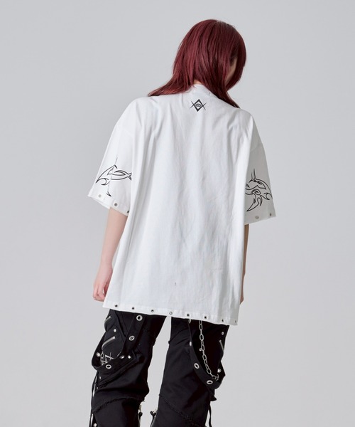 REFLEM/レフレム』チェーン付きトライバルTシャツ/ハーフ