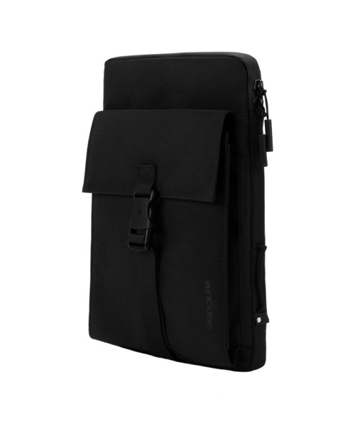 incase(インケース)の「INOM100746-BLK Incase Transfer Sleeve - Black(ショルダーバッグ・メンズ・ブラック・ONE SIZE)」の13枚目の写真