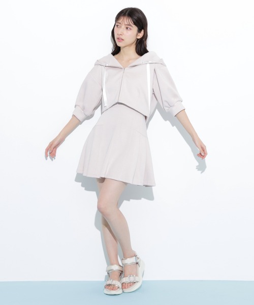 JILL by JILL STUART（ジルバイジルスチュアート）の「◇5分袖ダイバーセットアップパーカー（パーカー・レディース・ピンク/ブラック/グレー・FREE）」の4枚目の写真