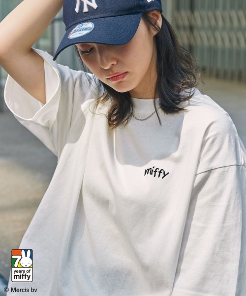 Miffy（ ミッフィー）の「【Miffy】 別注 ミッフィー グラフィック刺繍 半袖Tシャツ（Tシャツ/カットソー・レディース・ホワイト系/ブラック系/ブラック系1/ワイン系/スミクロ/オフホワイト・M/L）」の10枚目の写真