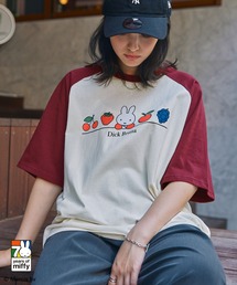 Miffy（ ミッフィー）の「【Miffy】 別注 ミッフィー グラフィック刺繍 半袖Tシャツ（Tシャツ/カットソー）」