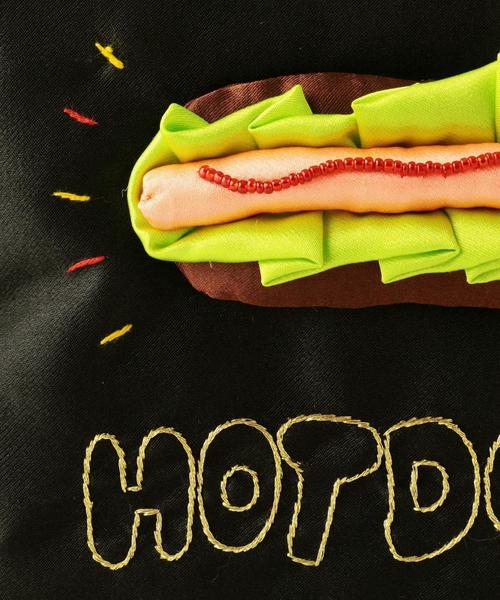 Casselini(キャセリーニ)の「CASSELINIモチーフポーチ/CASSELINI STN MTF PCH(ポーチ・レディース・ホワイト/ブラック・フリー)」の5枚目の写真