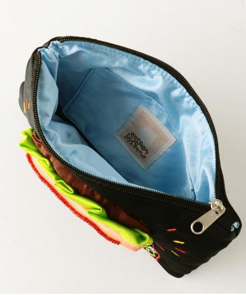 Casselini(キャセリーニ)の「CASSELINIモチーフポーチ/CASSELINI STN MTF PCH(ポーチ・レディース・ホワイト/ブラック・フリー)」の6枚目の写真