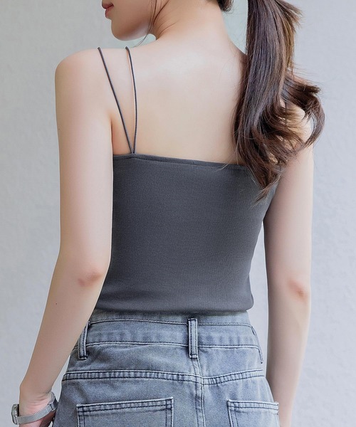 DAY CLOSET（デイ クローゼット）の「【パッド付き/2WAY】クロス アシメ ストラップ リブ キャミソール レディース（シャツ/ブラウス・レディース・ブラック/ライトベージュ/グレイッシュベージュ/アイボリー/チャコールグレー・FREE）」の19枚目の写真