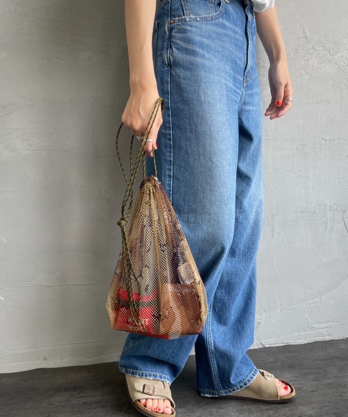 JEANS FACTORY （ジーンズファクトリー）の「[ODDMENT/オッドメント] ネット 巾着ポーチ（ショルダーバッグ・レディース・カーキ/オリーブ・ONE SIZE）」の6枚目の写真