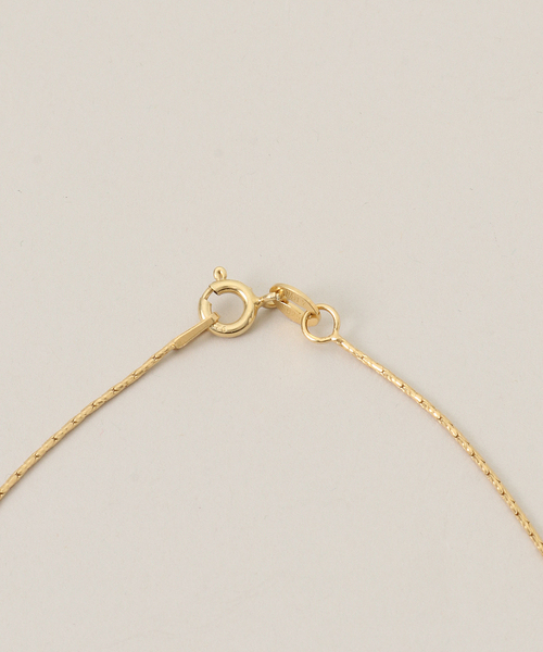 La TOTALITE（ラトータリテ）の「LES BONBON/ル ボンボン aura square tiny ネックレス（ネックレス・レディース・イエロー/パープル・FREE）」の4枚目の写真