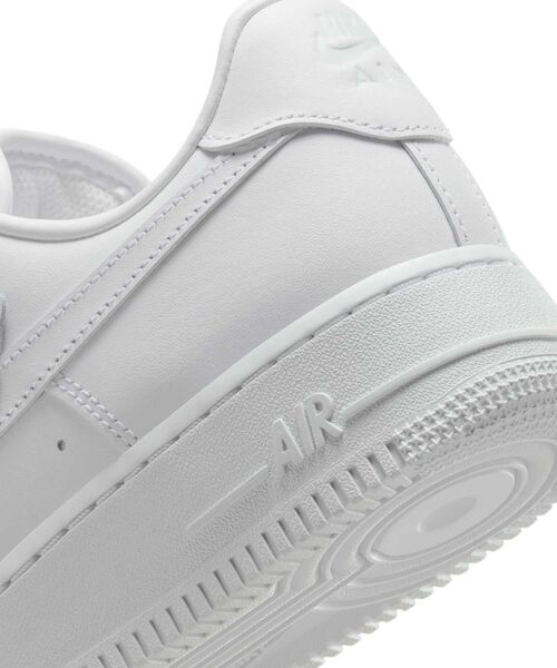 ★NIKE★エアフォース1★イージーオンハンズフリースニーカー★ホワイト24cm ナイキ エア フォース 1 '07 イージーオン ウィメンズシューズ