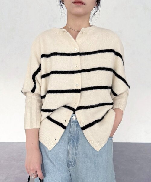 【新品同様】ビアズリー FOXウール後ろボタンニット ホワイト　確か22000円 FOXウール後ろボタンニット（ニット/セーター）｜BEARDSLEY