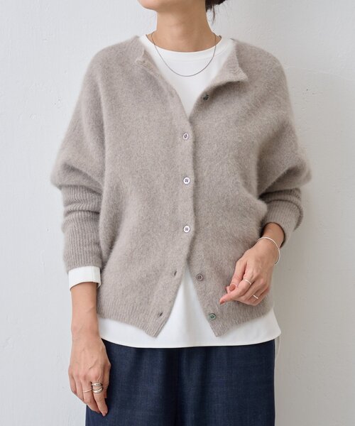 ビアズリー　BEARDSLEY FOXウール後ろボタンニット　ライトグレー セール】FOXウール後ろボタンニット（ニット/セーター）｜BEARDSLEY