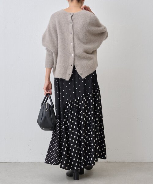 ビアズリー　BEARDSLEY FOXウール後ろボタンニット　ライトグレー セール】FOXウール後ろボタンニット（ニット/セーター）｜BEARDSLEY