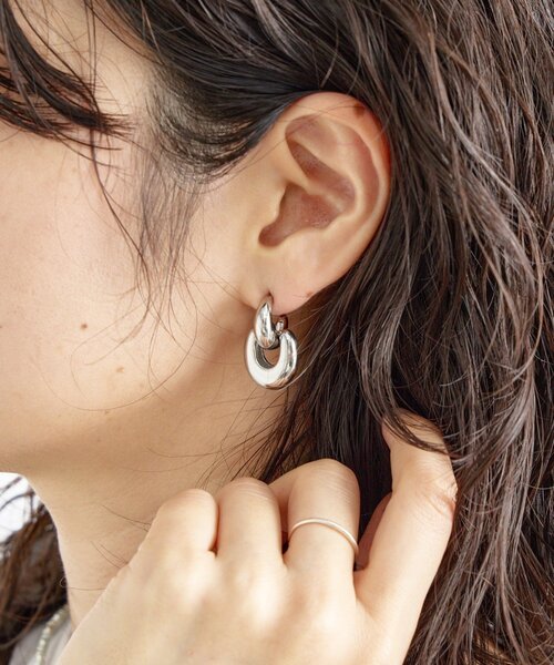 RIVE DROITE（リヴドロワ）の「【R.good(アールドットグッド)】コンビモチーフピアス（ピアス（両耳用）・レディース・シルバー/ゴールド・FREE）」の3枚目の写真