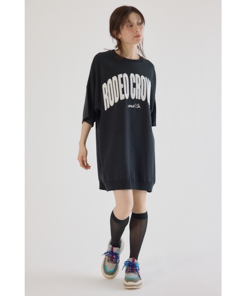 RODEO CROWNS WIDE BOWL(ロデオクラウンズワイドボウル)の「CURVE LOGOコンビニットワンピース(ワンピース・レディース・オレンジ/カーキ/アイボリー/ブラック・FREE)」の4枚目の写真