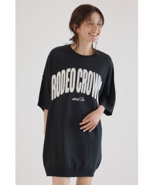 RODEO CROWNS WIDE BOWL(ロデオクラウンズワイドボウル)の「CURVE LOGOコンビニットワンピース(ワンピース・レディース・オレンジ/カーキ/アイボリー/ブラック・FREE)」の22枚目の写真