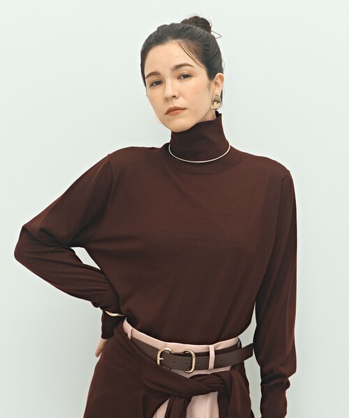 NOLLEY’S（ノーリーズ）の「《手洗い可能》《アンサンブル対応》18G天竺ハイネックプルオーバーニット（ニット/セーター・レディース・ベビーピンク/オフホワイト/レッド/ブラック/ブラウン/ミント/イエロー/グレー/ホワイト系その他4・38）」の21枚目の写真