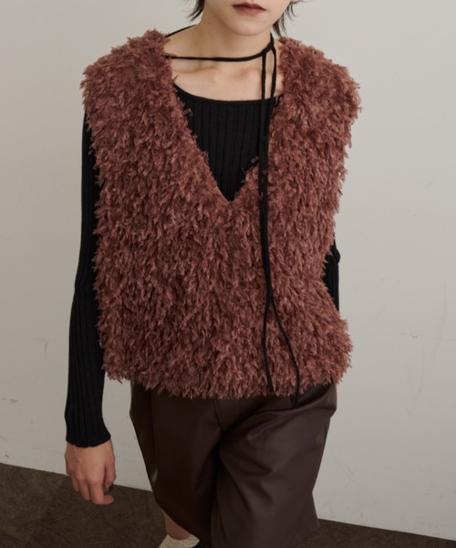 DFFUR.（ディフル）の「ルーズフィット2WAYファーベスト（ベスト